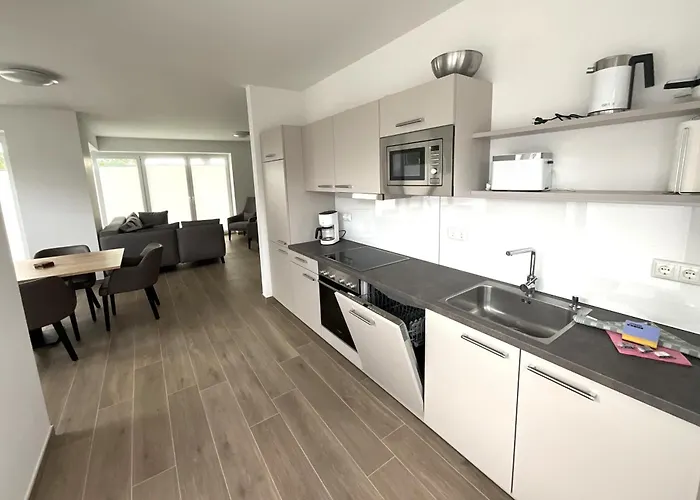 Nordsee Park Sk 10 Nippes - Eg Links